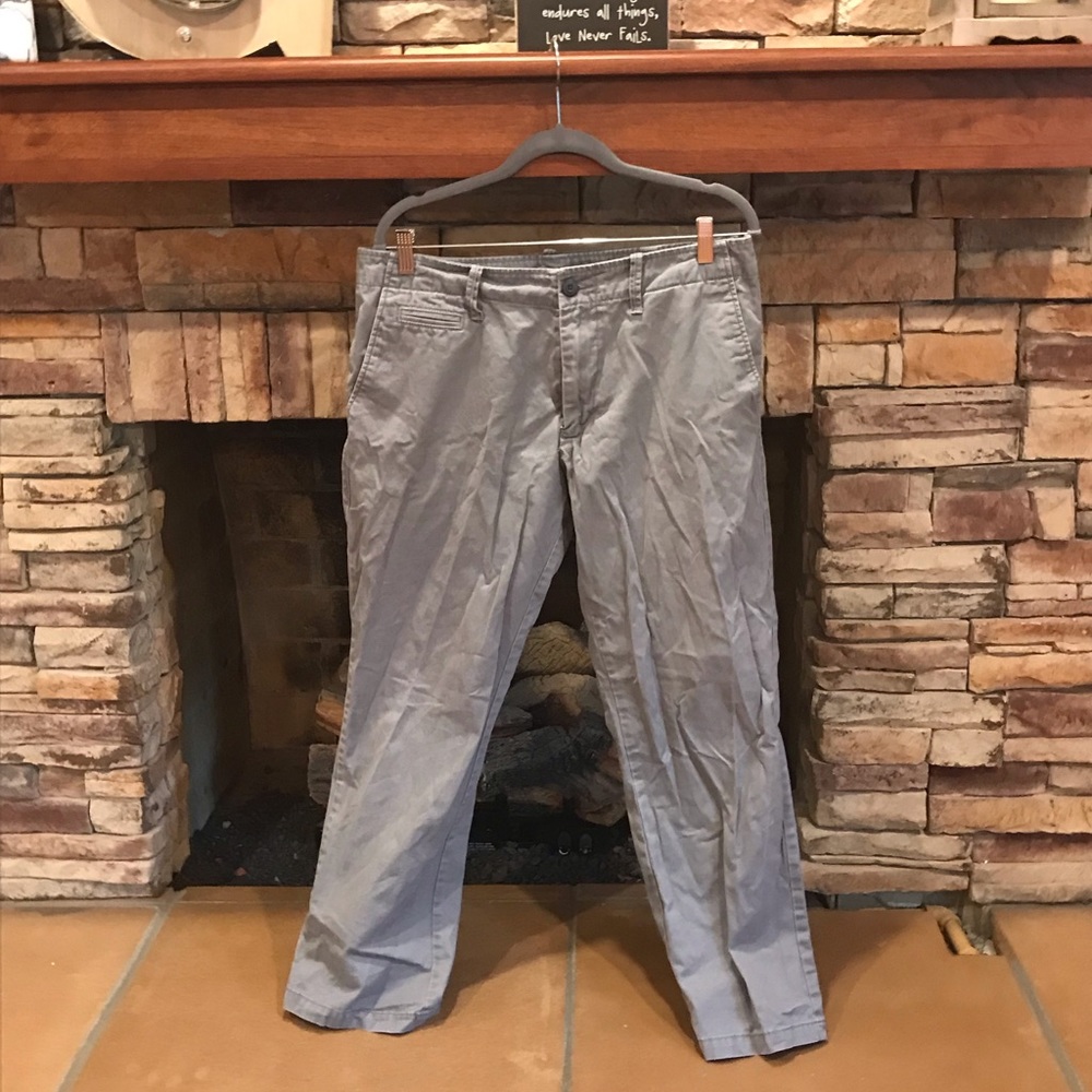 Old Navy gray pants. Size 34x30